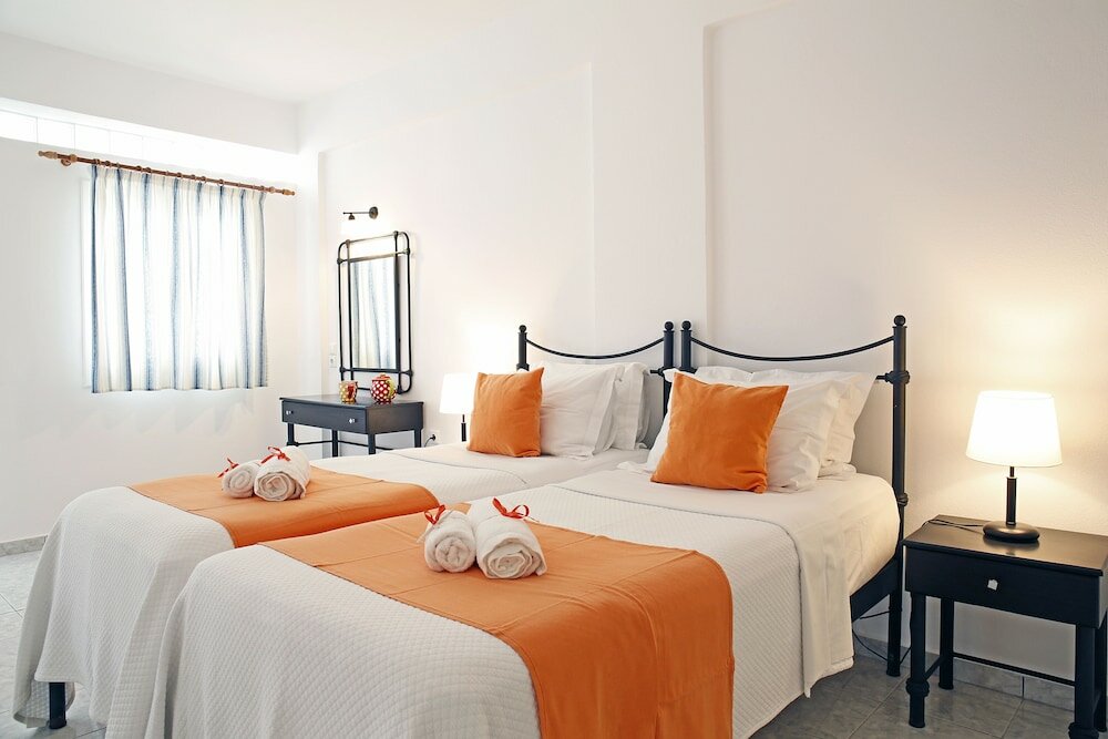 Фото Agistri Apartments