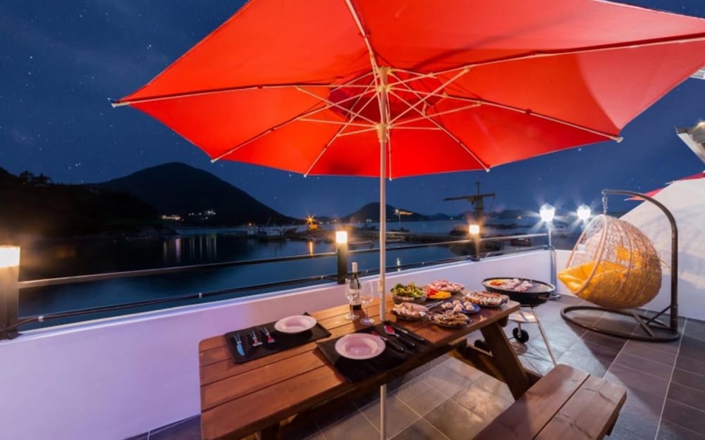 Фото Yeosu Ocean View Pension