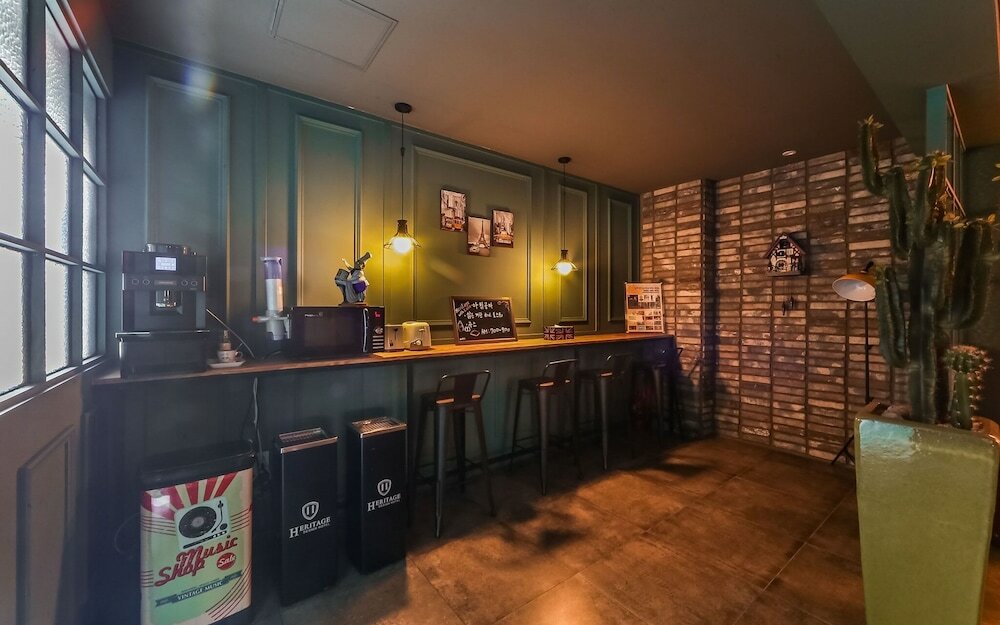 Фото Busan Myeongji Heritage Design Hotel