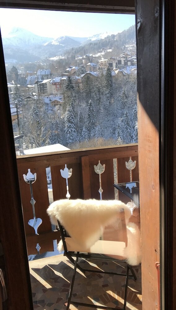 Фото Hôtel Le Coeur des Neiges