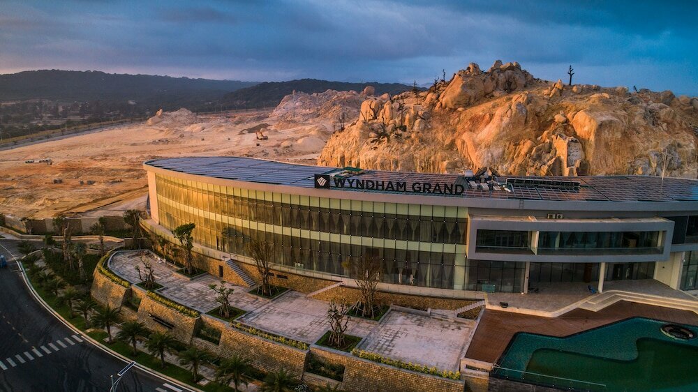 Hotel Wyndham Grand Kn Paradise Cam Ranh, Khánh Hòa Province, photo
