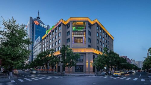 Holiday Inn Express Dangdong City Center, an Ihg Hotel