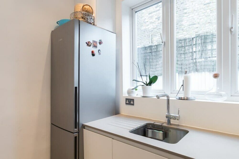 Фото Modern stylish and luxurious 1 bed flat