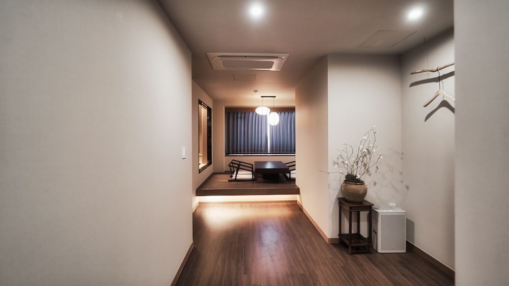 Фото Denbasta Ryokan Busan Mandeok