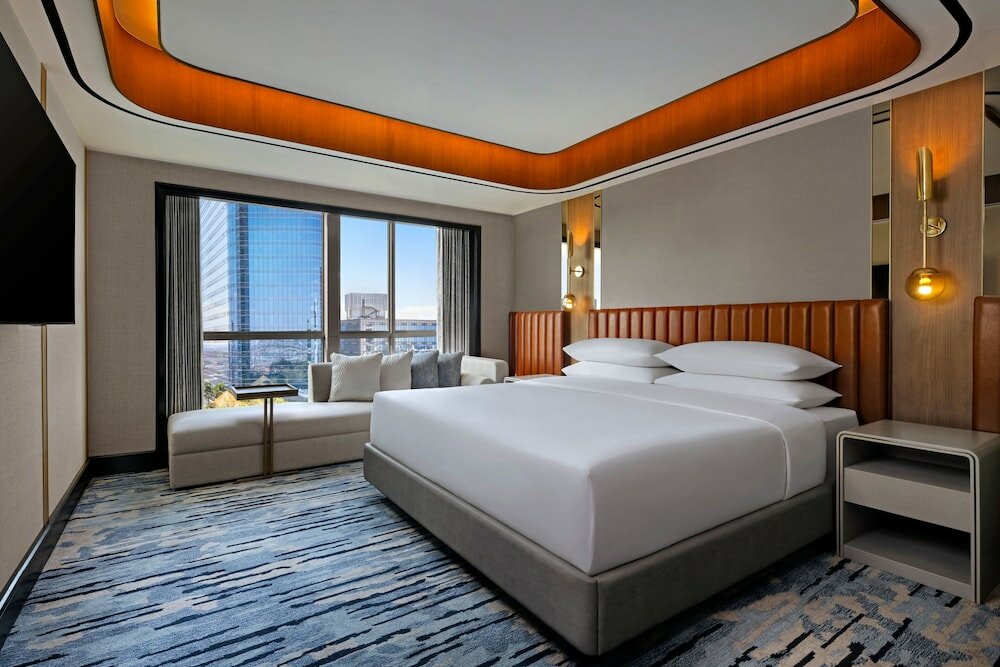 Фото Sheraton Surabaya Hotel and Towers