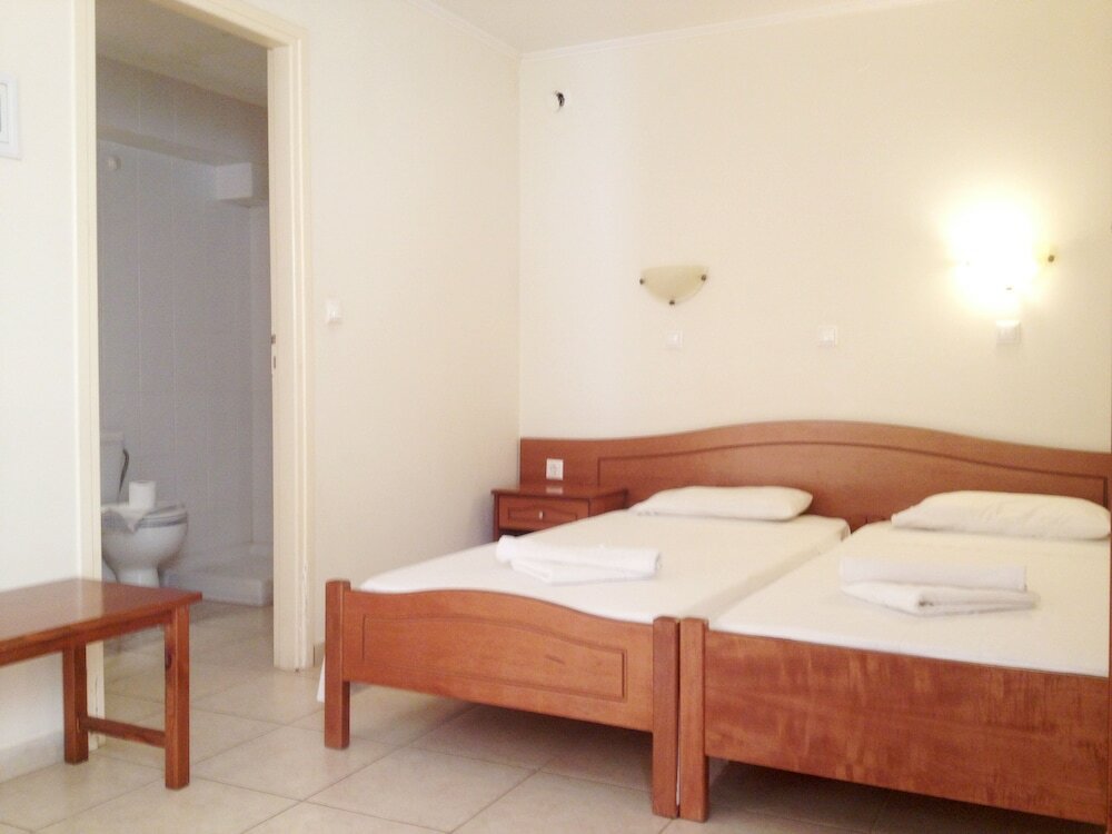 Фото Semiramis Suites