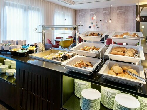 Гостиница Holiday Inn Hasselt в Хасселте