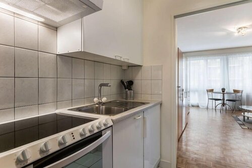 Гостиница Athénée 36 by Homenhancement в Женеве
