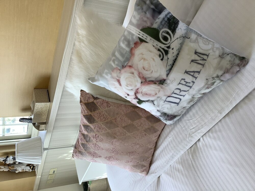 Фото Leisure Pavilion House B&b