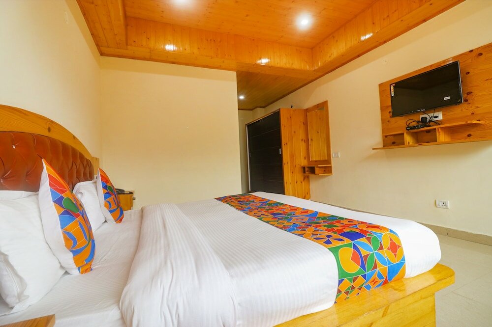 Фото Fabhotel Castle Rock