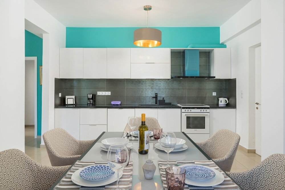 Фото Cap Bleu Seafront Holiday Home