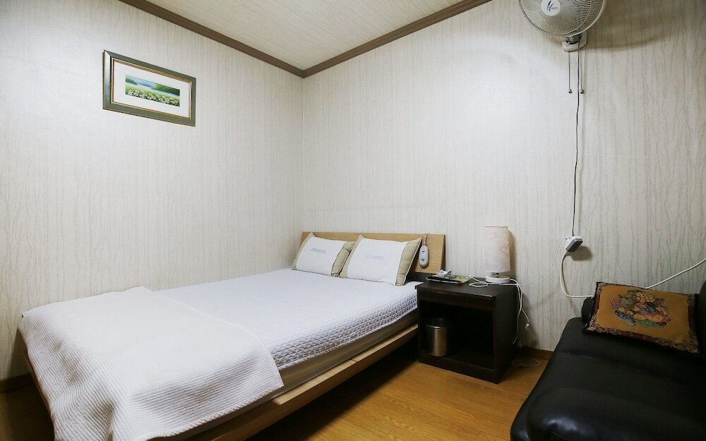 Фото Yesan Grand Motel