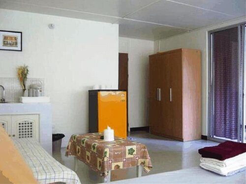 Гостиница Poppular Palace Don Mueang Bangkok, 5-minute Drive From Impact Arena в Бангкоке
