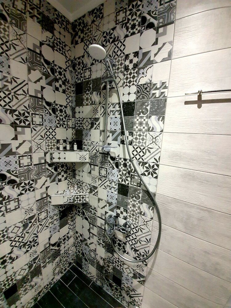 Фото Cosmopolitan Apartments Nilie Suites & Aprts