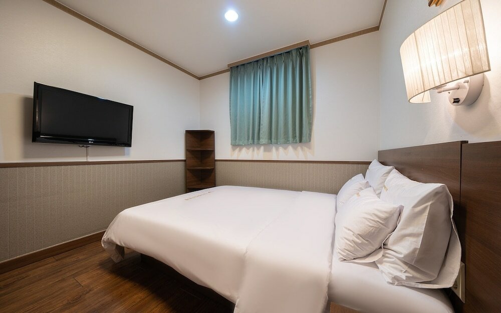 Фото Jongno City Days Inn Hotel