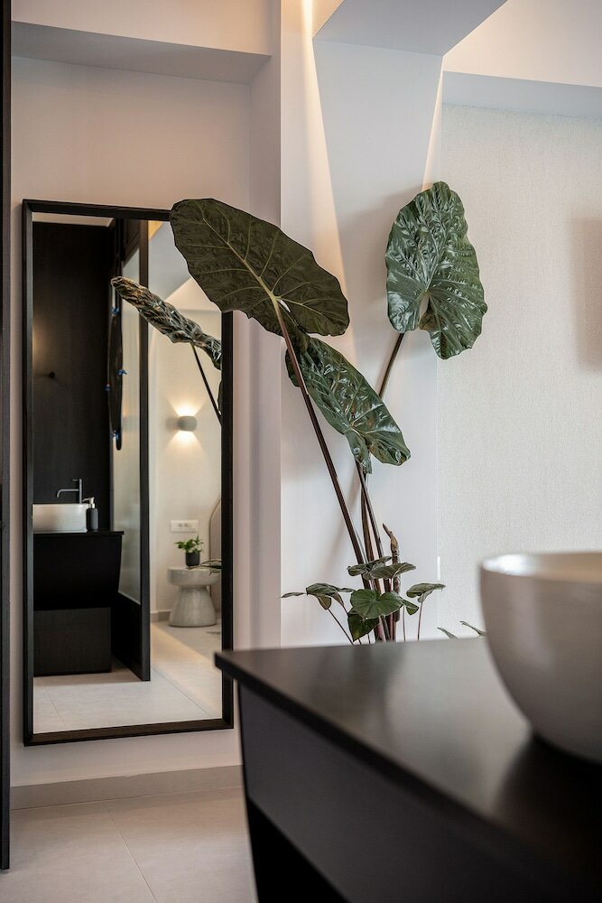 Фото Nuovo Luxury Suites