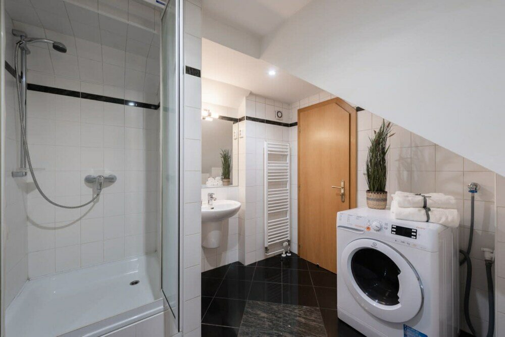 Фото Exclusive 3 bedrooms apatment in Prague