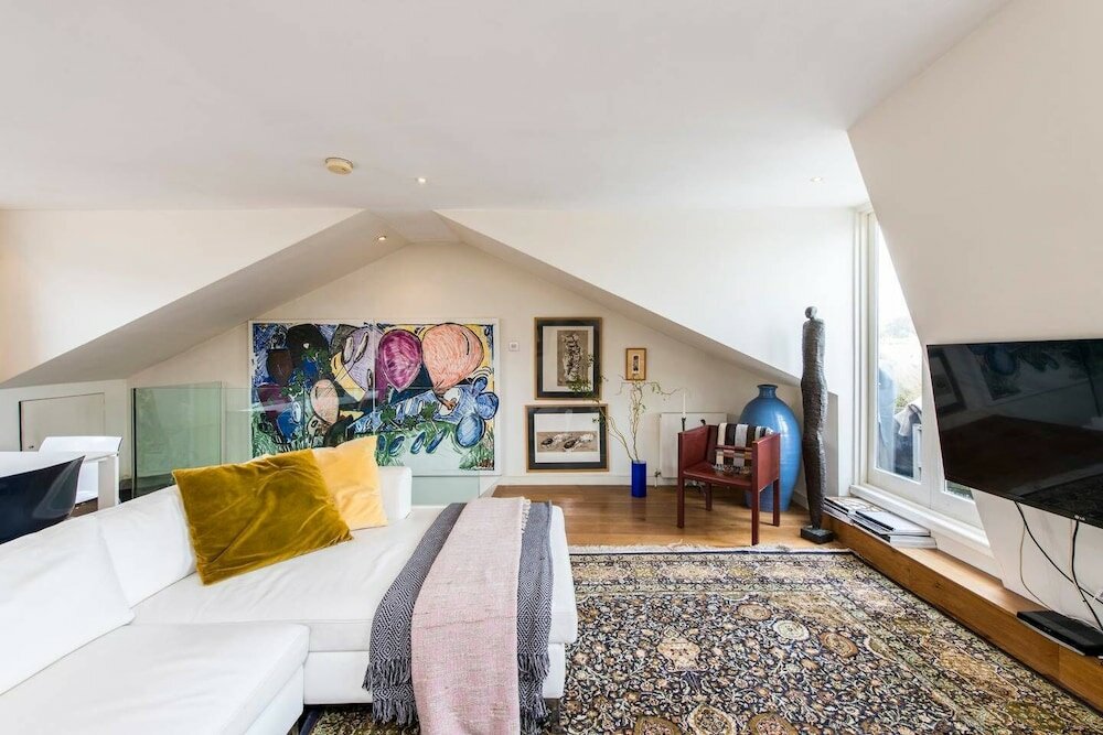 Фото Long Stay Discounts - Unique 2bed Flat, Portobello Road