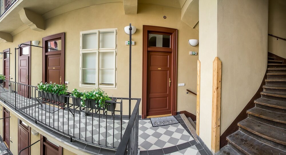 Фото 4 Arts Apartments by Adrez Living