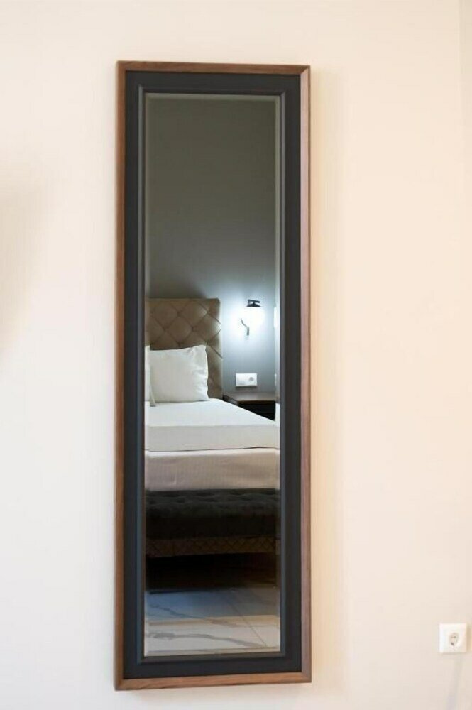 Фото Black Onyx Comfort Suites