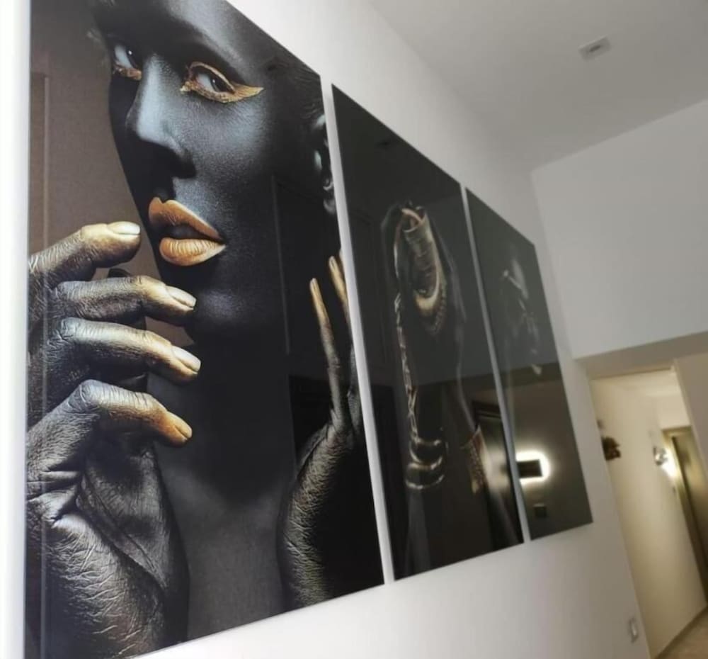 Фото Twin Towers Naples Luxury