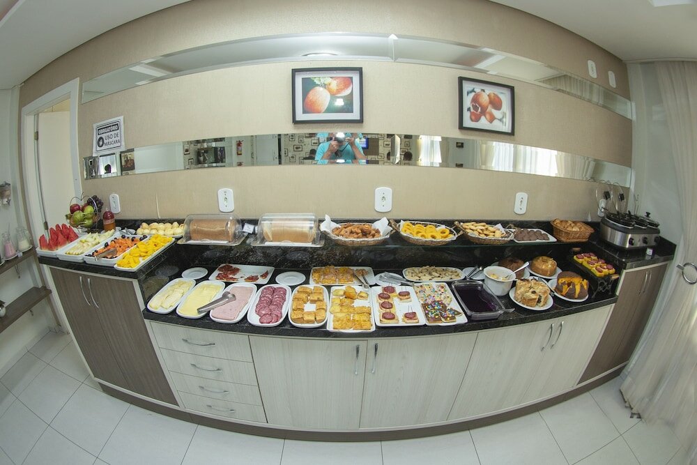 Фото Hotel Sambakia