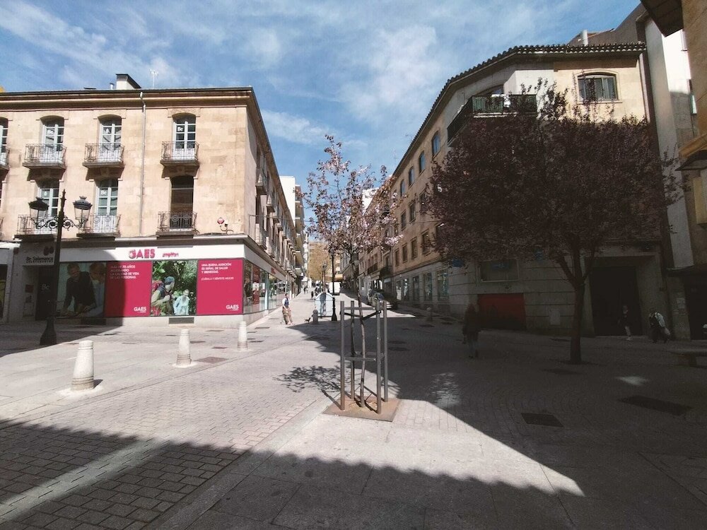 Фото Hostal Gonzala by gaiarooms