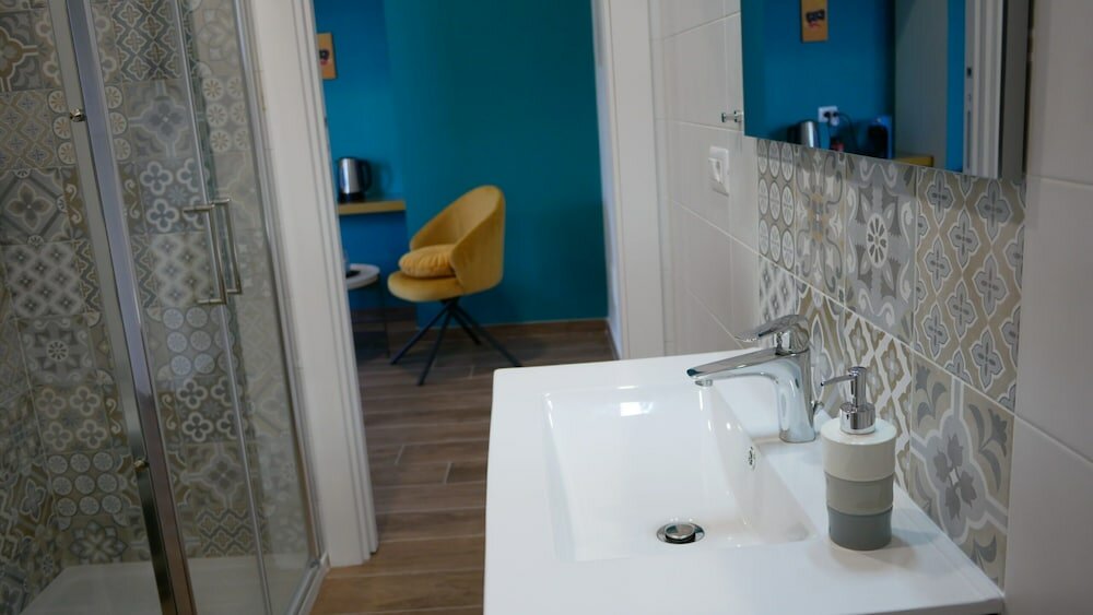 Фото Terminal 1 Guest House