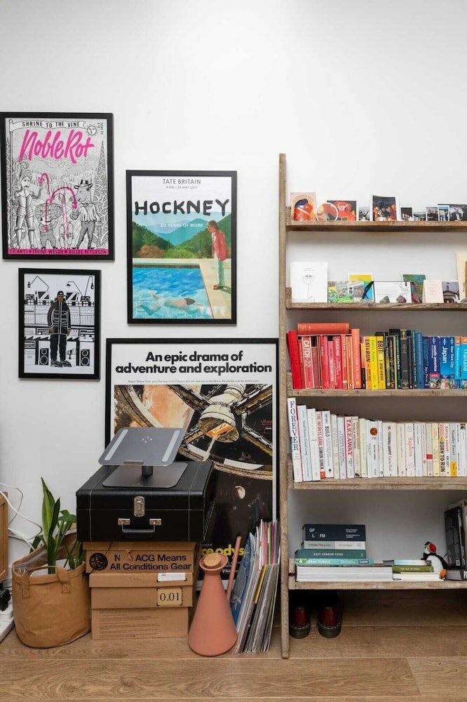 Фото Peaceful & Vibrant 1bd Flat W/balcony- Bow Common!