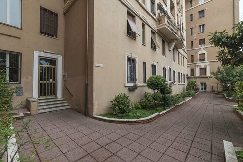 Pigneto Colourful Apartment