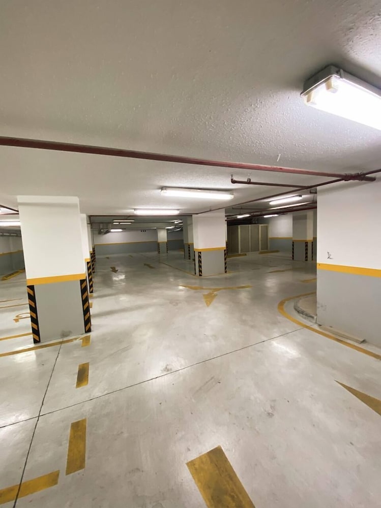 Фото Landmark Hotel - Sari