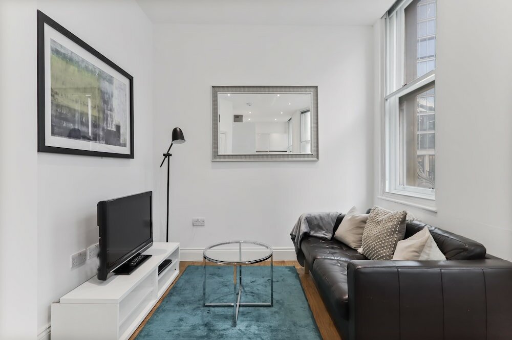 Фото Cosy 1 Bed Apartment by Liverpool Street