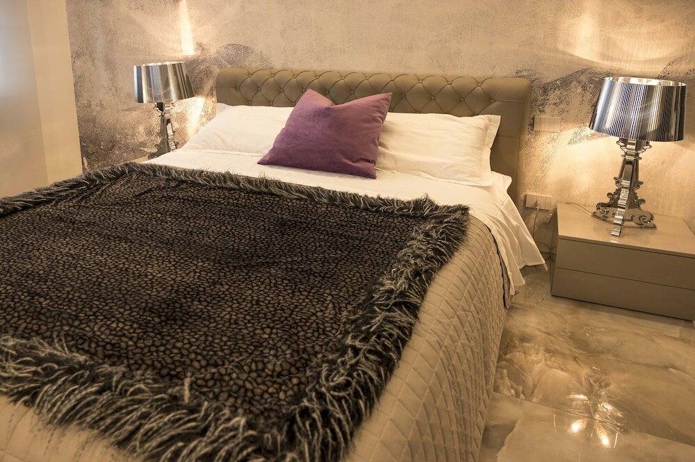 Фото VipVerona Luxury Apartment