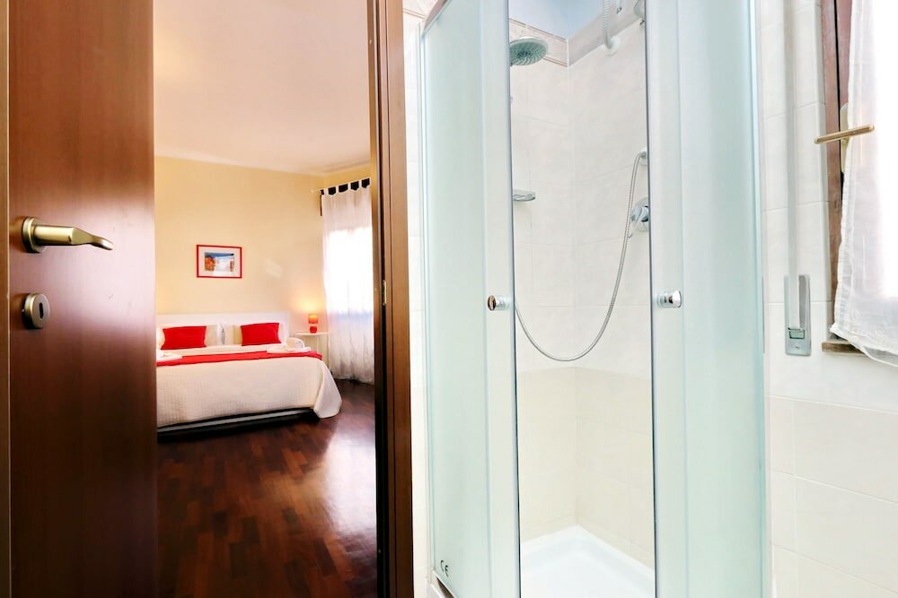 Фото Alloggio Re Di Roma