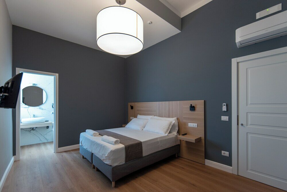 Фото Nolana 28 Rooms in Naples