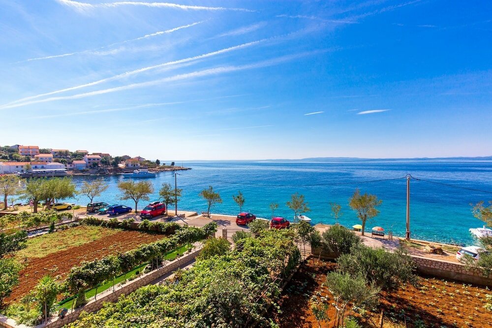 Фото Ivan - 15 m From Beach - A3 Crveni