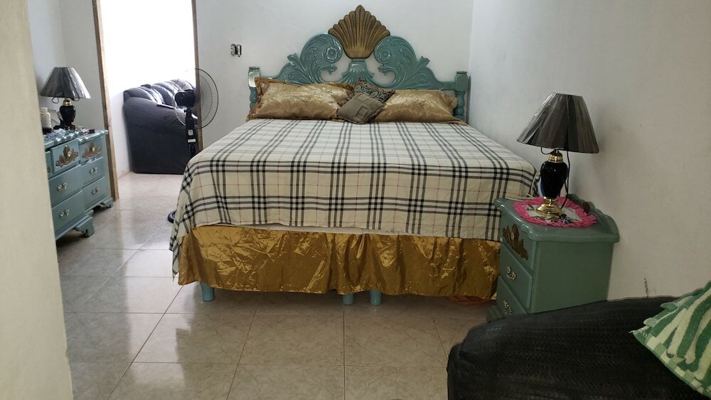 Фото Luvie's Chill Spot