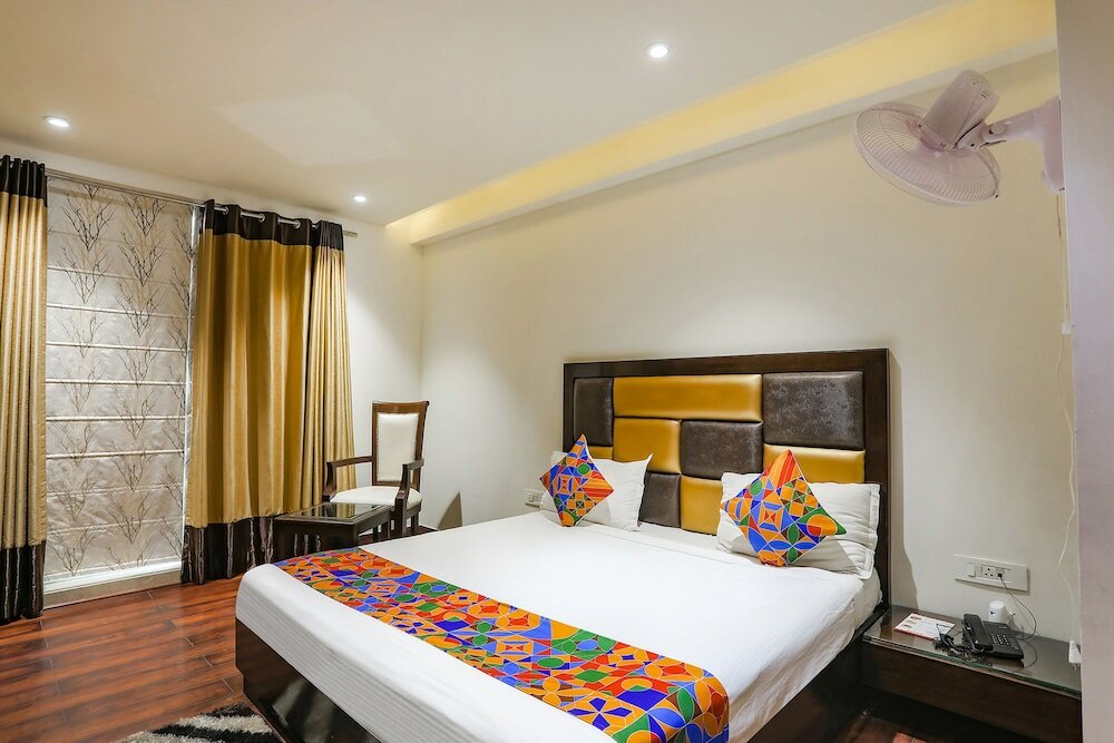 Фото Fabhotel Grand Stay