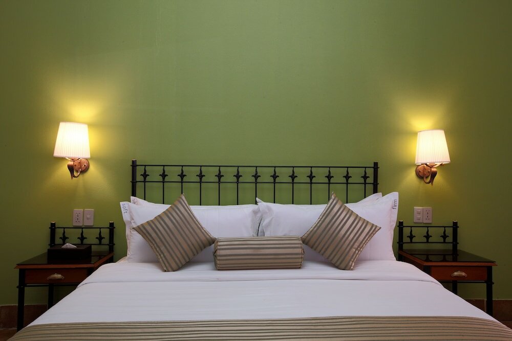 Фото Mena Holiday Beach Resort Half Moon Bay