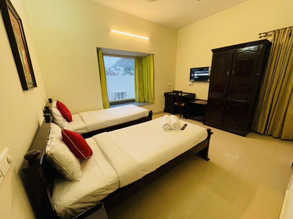 Фото Sanctum Suites Indiranagar Bangalore