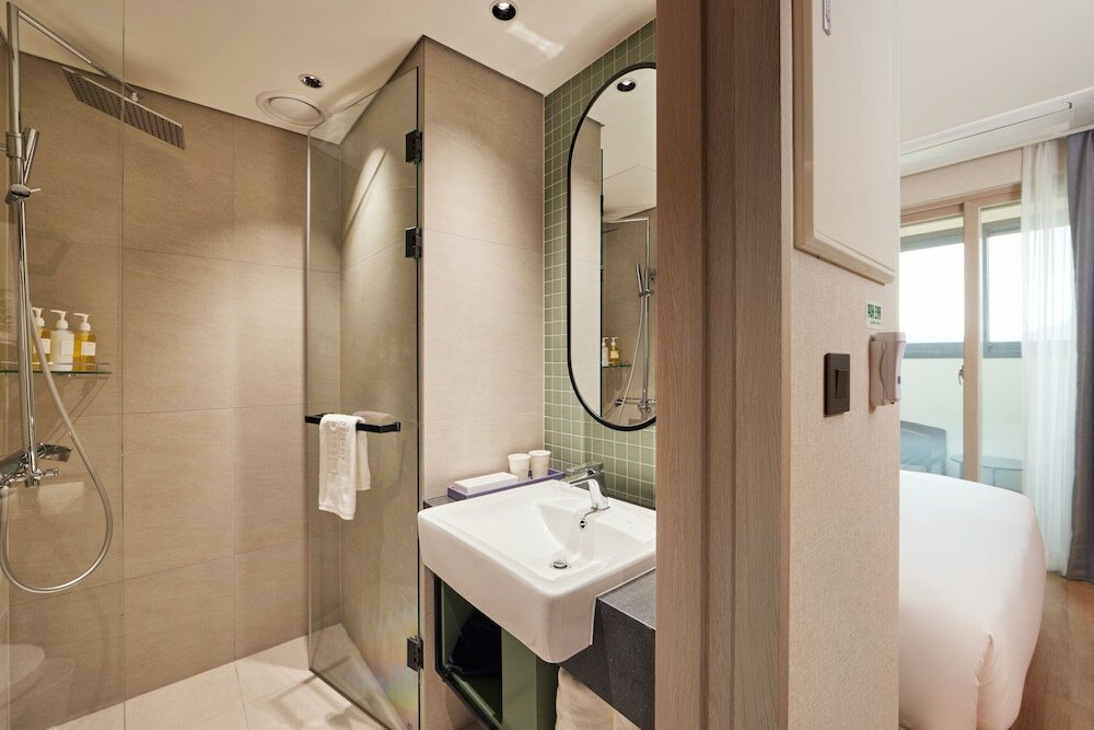 Фото Citadines Connect Hari Busan