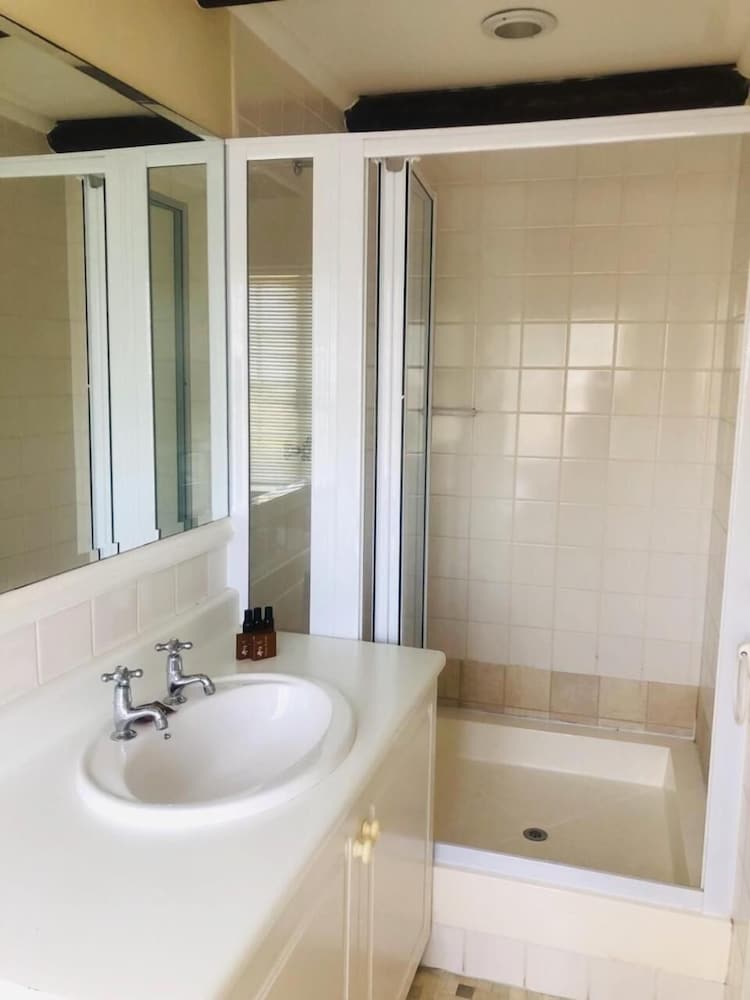 Фото Zevenwacht Wine Estate