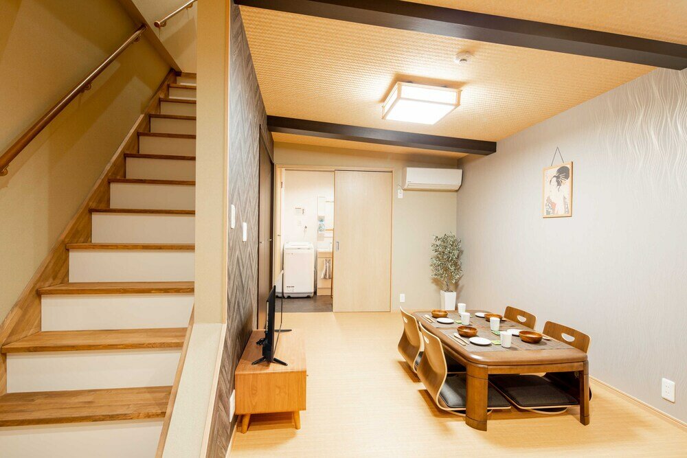 Фото Sakuragawa no house Osaka Castle Villa