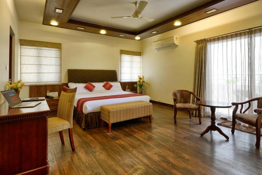 Фото Pleasant Boulevard MG Road