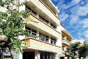 Внешний вид отеля Hotel Puerto Azul в Порто-де-ла-Крусе, фото 1