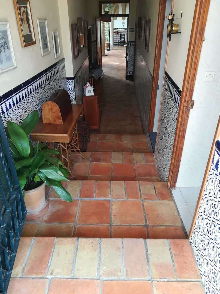 Фото Hostal Comercio