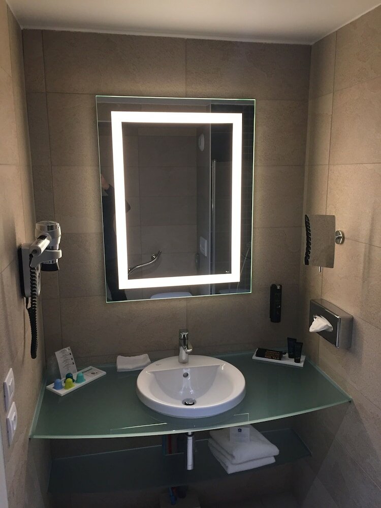 Фото Hotel Saphir Lyon