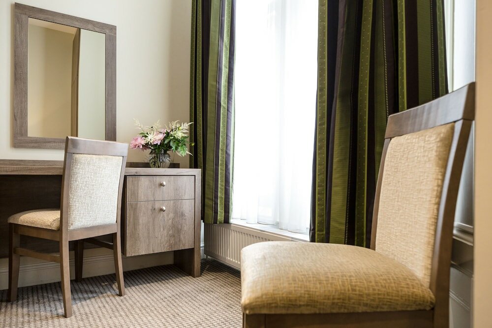 Фото Kensington Gardens Hotel