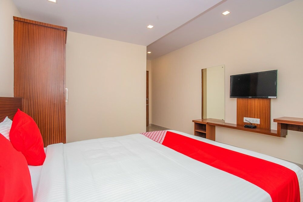 Фото Oyo 18836 Orchid Suites