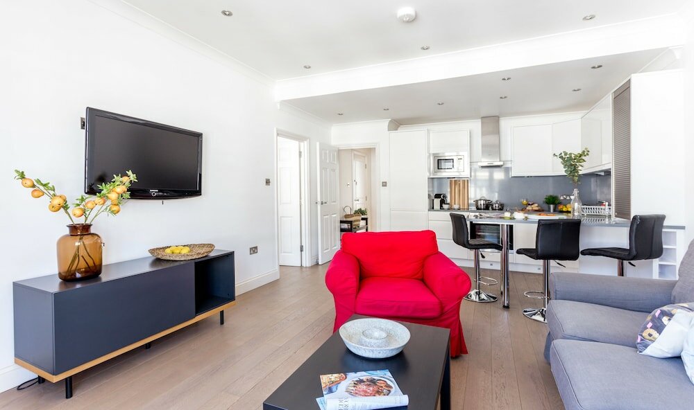 Фото Gloucester Terrace by Lime Street